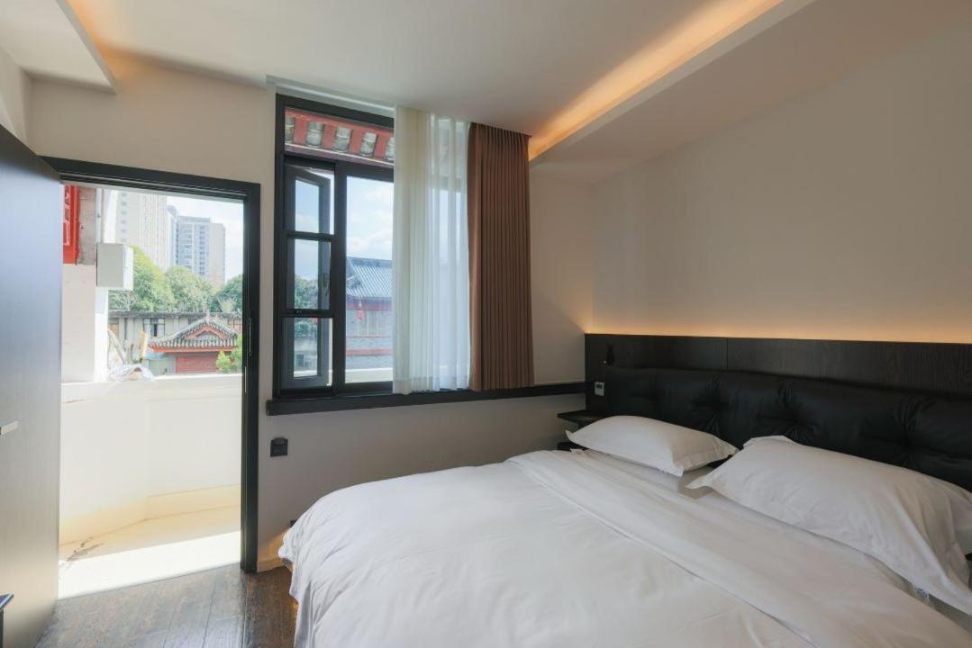 Qintai Tibetan Culture Boutique Hotel Chengdu Eksteriør billede